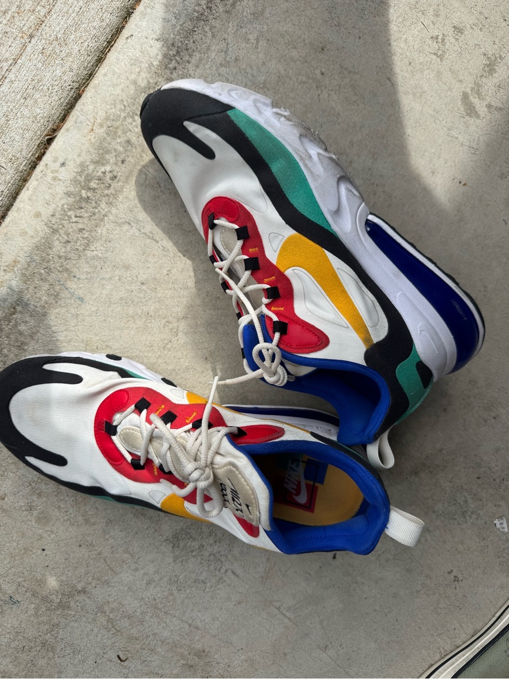 Nike Men’s Air 270 React Sneakers